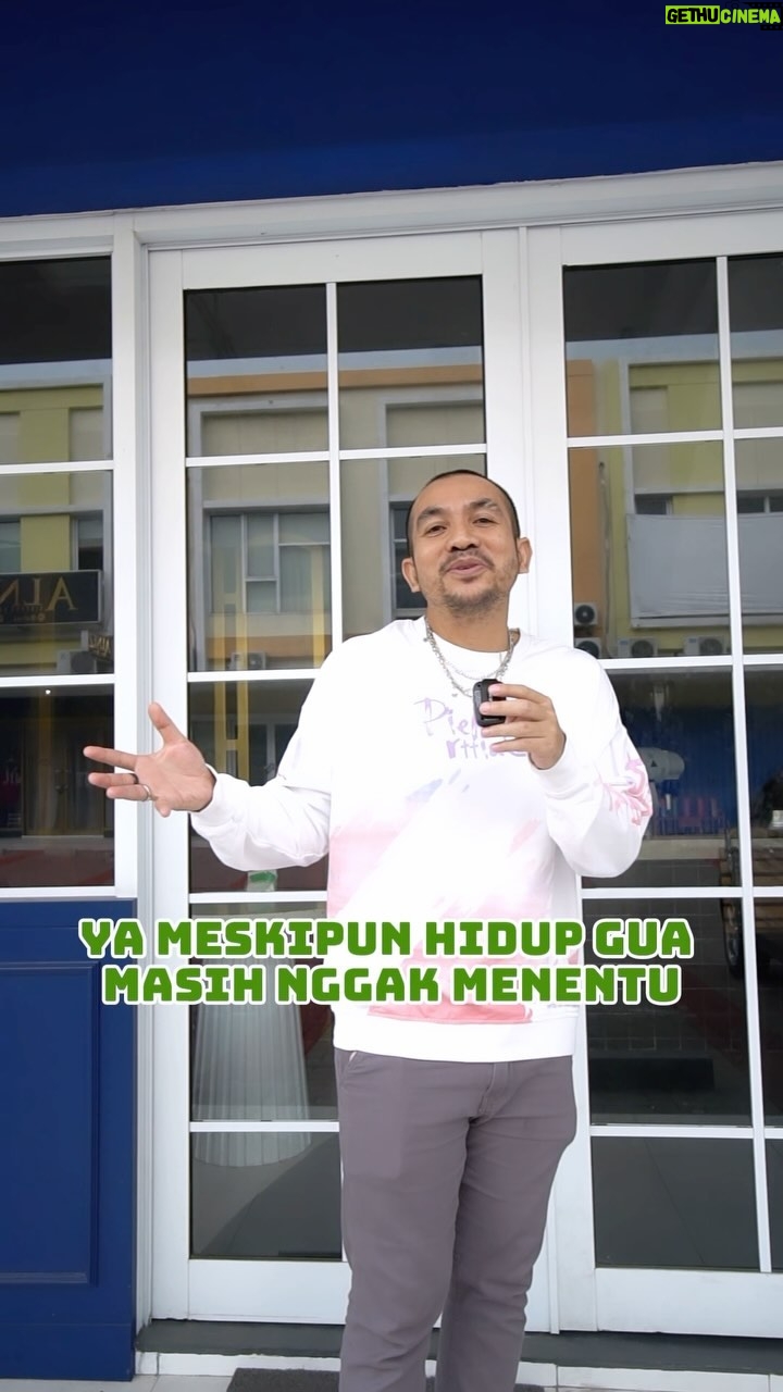 Ricky Komo - 4.4K Likes - Apa resolusi kalian di tahun baru ini guys??