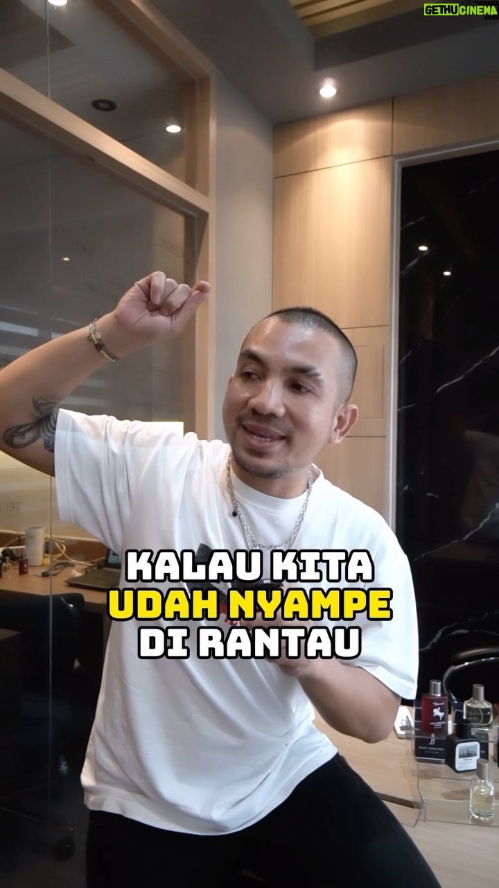 Ricky Komo - 13.7K Likes - Itu Real bukan Dongeng!!!