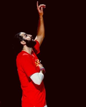 Ricky Rubio Instagram - ... gràcies per guiar-me, t’estimo mama 🌹 #TRRF