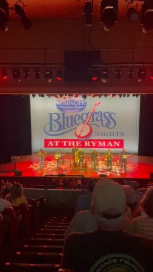 Ricky Skaggs Instagram - Ricky Skaggs and Kentucky Thunder kick off the sold out last night of the Bluegrass Nights at @theryman series tonight with “Lost And I’ll Never Find The Way.” Take a listen and join us next year! Thanks to the sponsor of this series, @smfchicken 
.
#ryman #rymanauditorium #rickyskaggs