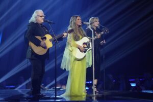 Ricky Skaggs Instagram - Here's Ricky Skaggs, @carlypearce and Sonya Isaacs singing "Dear Miss Loretta" on the 56th Annual @cma Award show in honor of the late @lorettalynnofficial.
.
📷: CMA
.
.
#lorettalynn #theisaacs #carlypearce #rickyskaggs #cmaawards #countrymusic #cma