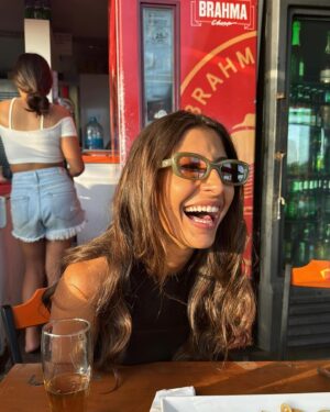 Ricky Tavares Instagram - Hoje é o dia do amor da minha vida
@juxavieroficial minha irmã, caçula, minha eterna princesa, a que sempre me da os melhores conselhos, parceira de trabalho e muito mais.
Poder ter você do meu lado é um presente de Deus. Me lembro que antes de você nascer eu, a mãe e o pai sentamos um dia no
Escritório e eles me pediram pra escolher seu nome, essa imagem nunca vai sair da minha cabeça
Irmãa, te desejo tudo de melhor na vida, você é o meu melhor presente, que esse ano que esta nascendo seja repleto de conquistas e muitossss sonhos realizados!!

Te amo até depois do fim ❤️