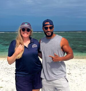 Ricky Whittle Instagram - I’ll be your instructor for the day😏😉
Big thanks again to @ladyelliotislandecoresort #ladyelliotisland @jacintashackleton for a wonderful trip @australia #australia @queensland #queensland #vacation #mothernature #greatbarrierreef #oceanlife #turtles #sharks #scubadiving #snorkeling #surfing #silversurfer #seawhatididthere #andthere 😝 #downtime away from #landofbad set 🎥🙌🏾#downundertime