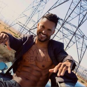 Ricky Whittle Instagram - Sooooo because y’all keep asking and @chelsealaurenla 📸demanded and caught them on camera,here’s some smiley ones 😁 
Which is your favourite?🤔

Smile today, even if it’s hard & you don’t feel like it. Someone may fall in love with it,it may make a friends, passer by or strangers day or it may infect your mood and just give you the positivity you need. You got this, we got this💪🏾❤️ #smileysaturday #itstheweekend #positivity #positivitybreedspositivity #photoshoot #actor #shelbygt500 #1967mustang #eleanor #mylillady