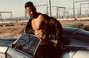 Ricky Whittle Instagram - Riding dirty, sweaty ,either way, topless driving is all the rage in the desert 🤷🏾‍♂️😈
Slowly ‘revealing’ more from my shoot with the crazy talented and awesome @chelsealaurenla 📸 

Saw a great quote yesterday,I don’t want to butcher it but basically it was live life to the fullest. Live, don’t just exist. Enjoy our short time here and surround yourselves with people who care about you and your growth and happiness. We never know when it’s our last day,our last time speaking to someone or spending time with people. Never miss that opportunity to tell someone you care. It takes more effort to hold grudges and force hate into the world than it does to spread love and positivity or even just stay in your lane. Spreading that positivity can even rub off onto you even though you may not be feeling it. 
Every time we do,we are lighting another candle in a dark world but every candle we light makes the world that bit brighter. You will get there, we got this far, keep going 💪🏾❤️🙌🏾🙏🏾 #positivity #positivitybreedspositivity #positivequotes #happiness #1967mustang #gt500 #shelby #eleanor #desert #actorlife