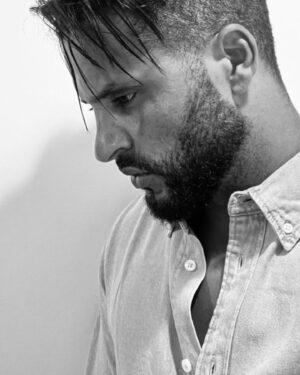 Ricky Whittle Instagram - The past is a place of learning, not for living. We live,we learn,we grow… #yougotthis #awhittlepositivity #positivevibes 🙏🏾💪🏾
