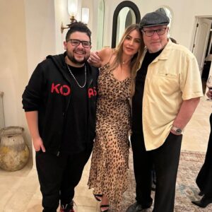 Rico Rodriguez Instagram - TV show reunions are all the rage these days. Missed my Modern Family   the others that couldn’t be there ❤️🙏🏽 When we hanging next guys?!