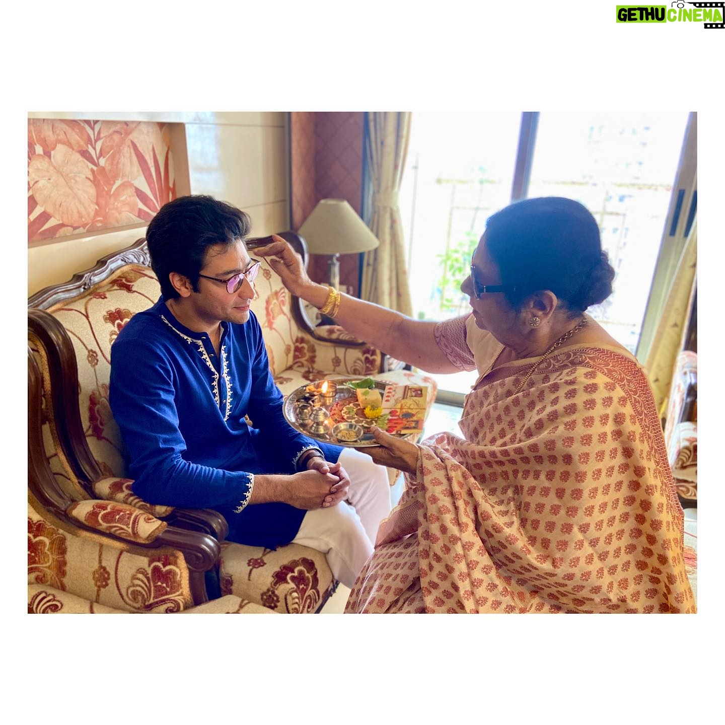 Ridhima Ghosh - 39.8K Likes - Jamai Shoshthi, the day when the son-in-law is treated like royalty! It’s the perfect excuse for a family get-together, full of love, laughter, and a few extra helpings. Who’s ready for a food coma? 😂👑🍽️
We miss you Ma ❤️