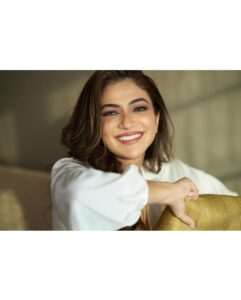 Actress Ridhima Pandit HD Instagram Photos and Wallpapers June 2024