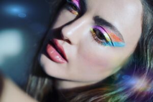 Rie Rasmussen Instagram - AMAZING summer MAKE UP by @elainakarrasmakeupartist for @imagista on the ever gorgeous @trewmullen 💜💙💛 love you guys!