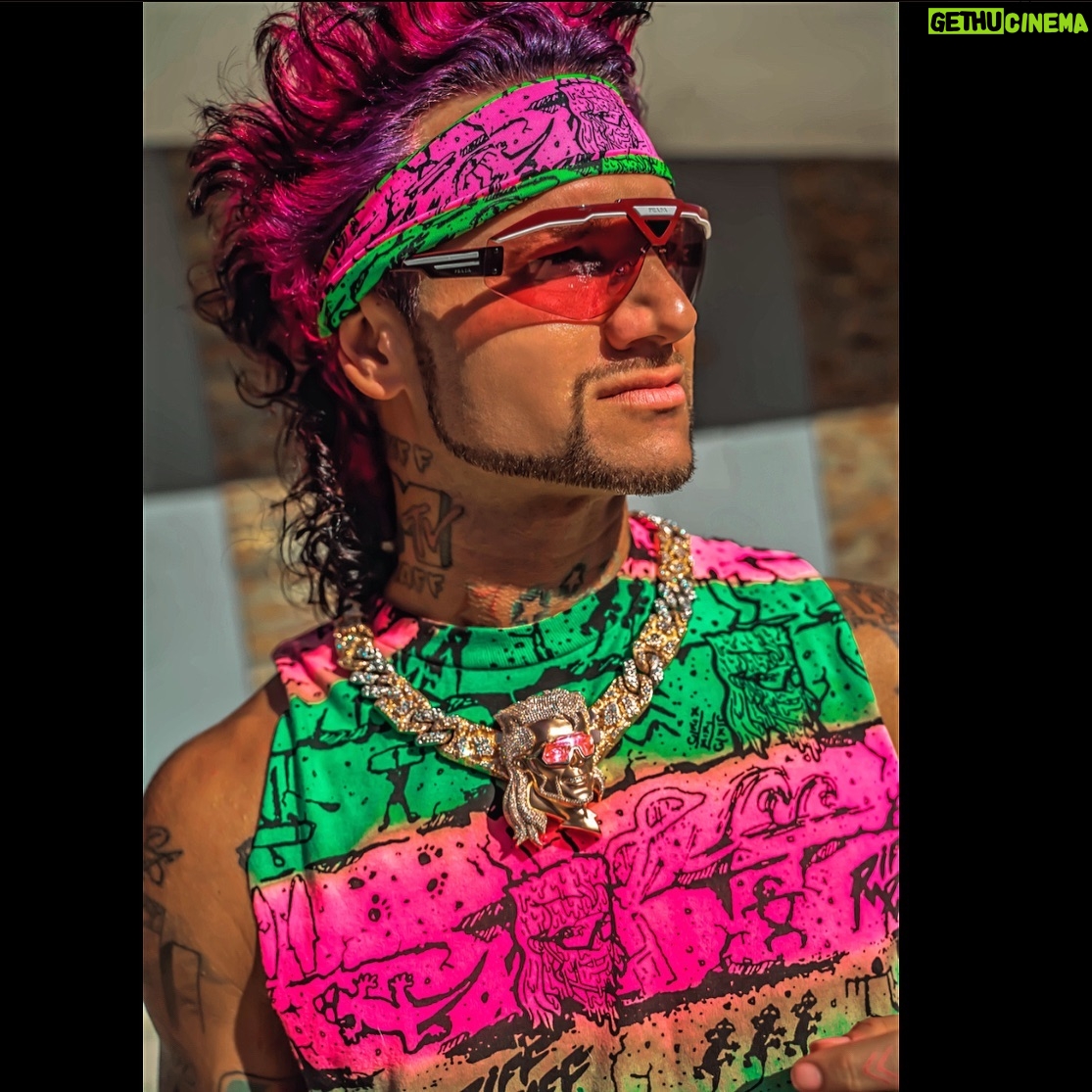 Riff Raff - 13.3K Likes - WE DiDNT UNDERSTAND WHEN WE COULD FEEL iT