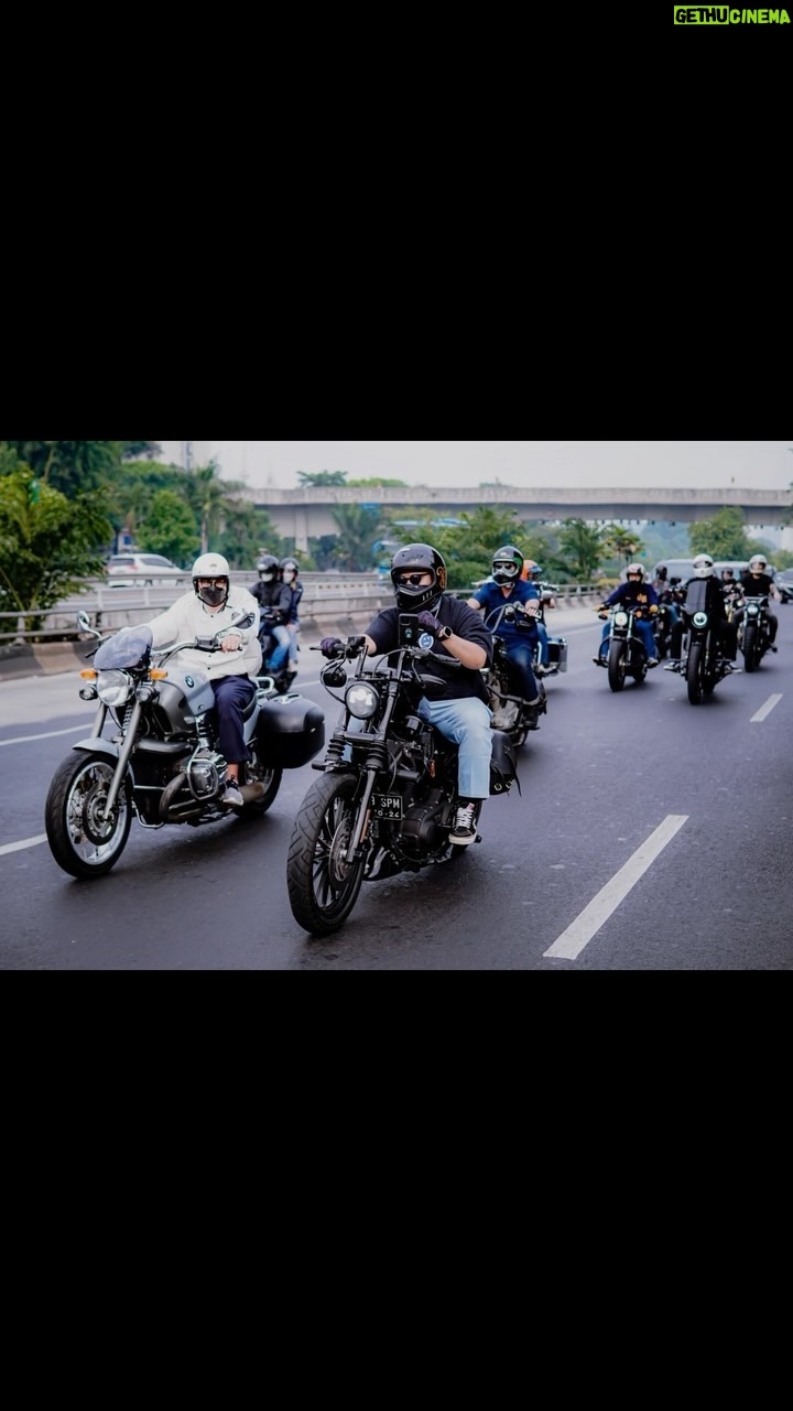Rigen Rakelna - 13.6K Likes - Prediksi gue sih ini club motor yang solid, semoga ga ada yang anti anti dehh.
📸 @pick_media_