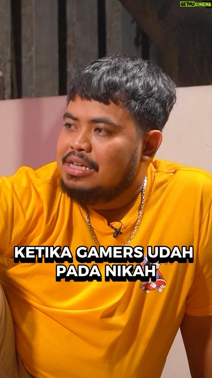 Rigen Rakelna - 65.6K Likes - Menikah adalah cara untuk menghilangkan candu bermain game.