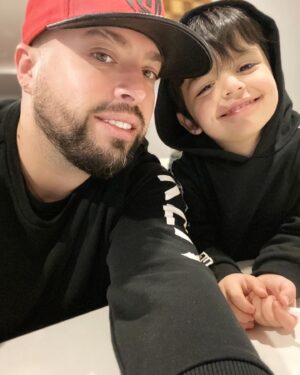 Rigeo Instagram - Mi nivel de amor en su máxima expresión. Mis 3 hijos, el amor de un padre de verdad es el amor más hermoso que dios te pueda dar. Feliz día del Niño mis pollos