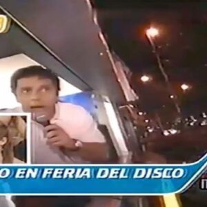 Rigeo Instagram - Este fue un recuerdo hermoso ! Disco de oro entregado en feria del disco en Alameda, gracias de corazón a todos los que me apoyan del día 1. Acá me quede firmando discos recuerdo con mi ex hermanager conejero. Nos reíamos y abrazábamos ese día más de 2 mil discos firmamos y ese premio fue más de 10 mil vendidos físicamente.. y luchando contra la piratería  que tenía a la industria en dudas! Sólo decir dios siempre está conmigo y con mi fe, de salir adelante.  mi Respeto a todos los artistas de la nueva escuela.. más música más  Repeto para todos ! Buenas noches atte el papi del flow. Esto fue el 2004