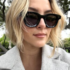 Riley Dandy Instagram - Whining and dining