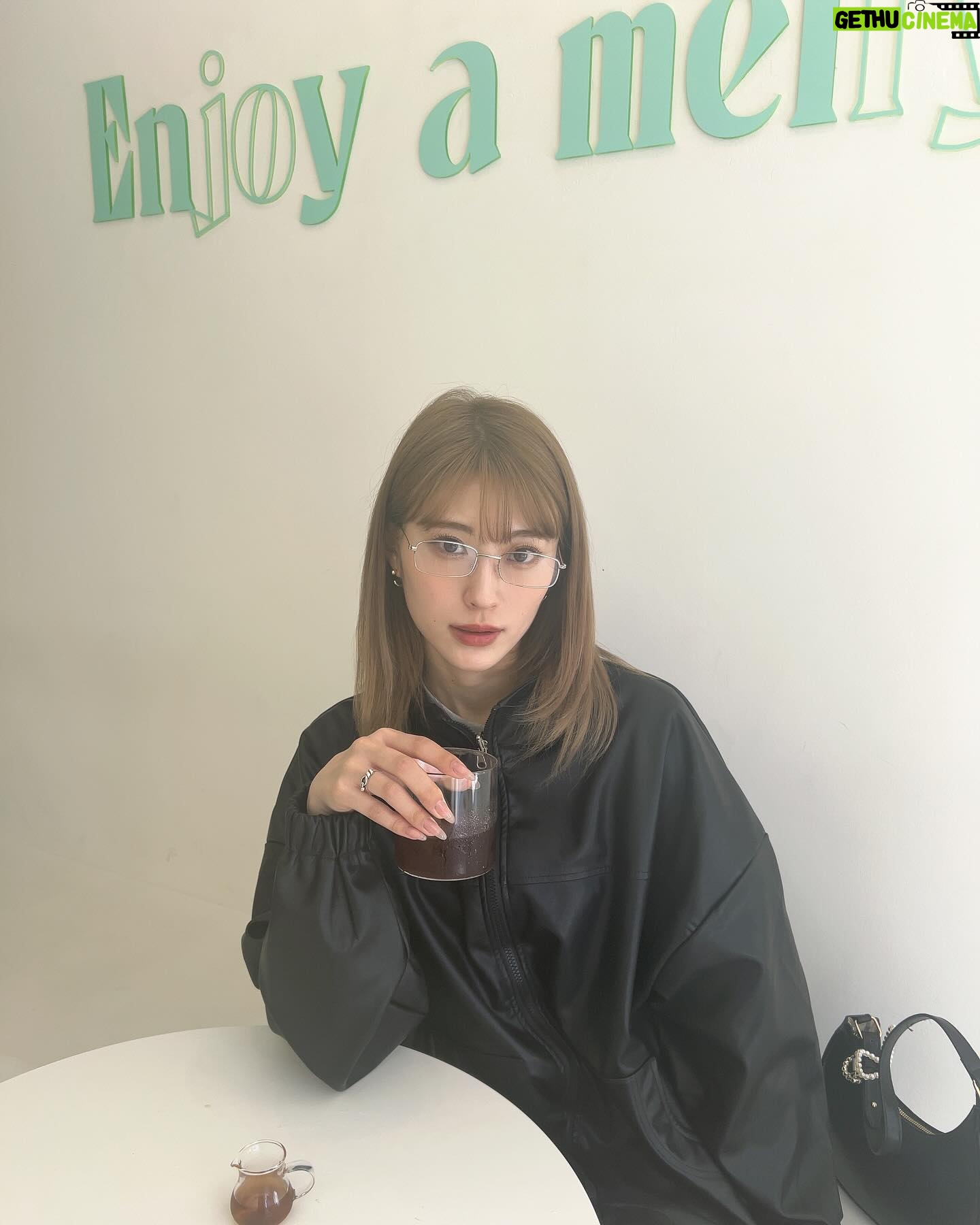 Rina Koyama - 3 Likes - 😺😾