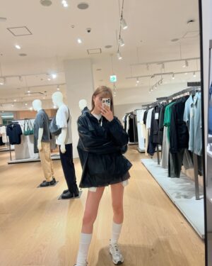 Rina Koyama Instagram - 😺😾