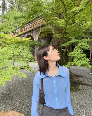 Rina Koyama Instagram - @blue_palang.official 🐬🎧
#bluepalang #ブルーパラン
#sheerdockingshirt
#오오티디 #오오티디룩 #오오티디패션 #패션 #패션스타그램 #패션코디 #데이리룩 #카페 #카페스타그램 #일상 #일상스타그램 #일상 #일상스타그램 #일본 #ootd #daily #dailylook