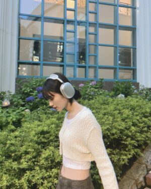 Rina Koyama Instagram - 🇰🇷行った時にGETした @matinkim_magazine のニット🌸
もう着れるタイミング無いかな～と思ったら
この間少し涼しくて着れた♡嬉しい

#matinkim #오오티디 #오오티디룩 #오오티디패션 #패션그램 #데일리패션 #데일리 #데일리그램 #데일리코디 #데일리스타그램