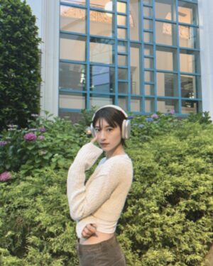 Rina Koyama Instagram - 🇰🇷行った時にGETした @matinkim_magazine のニット🌸
もう着れるタイミング無いかな～と思ったら
この間少し涼しくて着れた♡嬉しい

#matinkim #오오티디 #오오티디룩 #오오티디패션 #패션그램 #데일리패션 #데일리 #데일리그램 #데일리코디 #데일리스타그램
