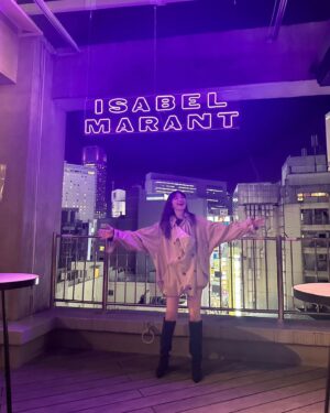 Rina Ohta Instagram - 🟡🟡🟡

@isabelmarant
#IsabelMarant