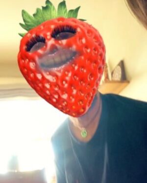 Ringo Starr Instagram - Have a great strawberry, everybody peace and love. 😎✌️✌️🌟❤️🌈🥦👍🌻🍒☮️