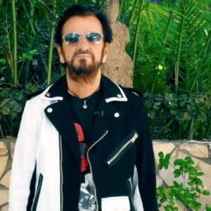 Ringo Starr Instagram - Well well first of July already if it’s 1 July now we must be heading for 7 July peace and love at noon day. Peace and love 😎✌️🌟❤️🌈💕🎶🥦☮️