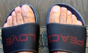 Ringo Starr Instagram - Wow I just had a pedicure looking good peace and love. 😎✌️🌟❤️💕🌈🍒🕺🏼🥦☮️