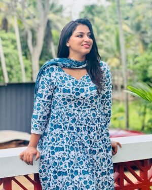 Rini Raj Instagram - 💙
.
.
.
📸 @ribi_raj ❣️