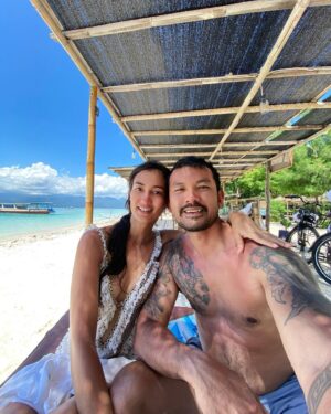 Rio Dewanto Instagram - Island Love 🏝️