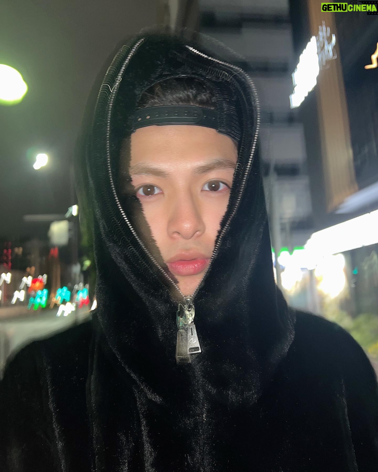Rio Komiya - 11.3K Likes - 寒くなってきましたね
暖かくして身体を冷やさないように💂♀️