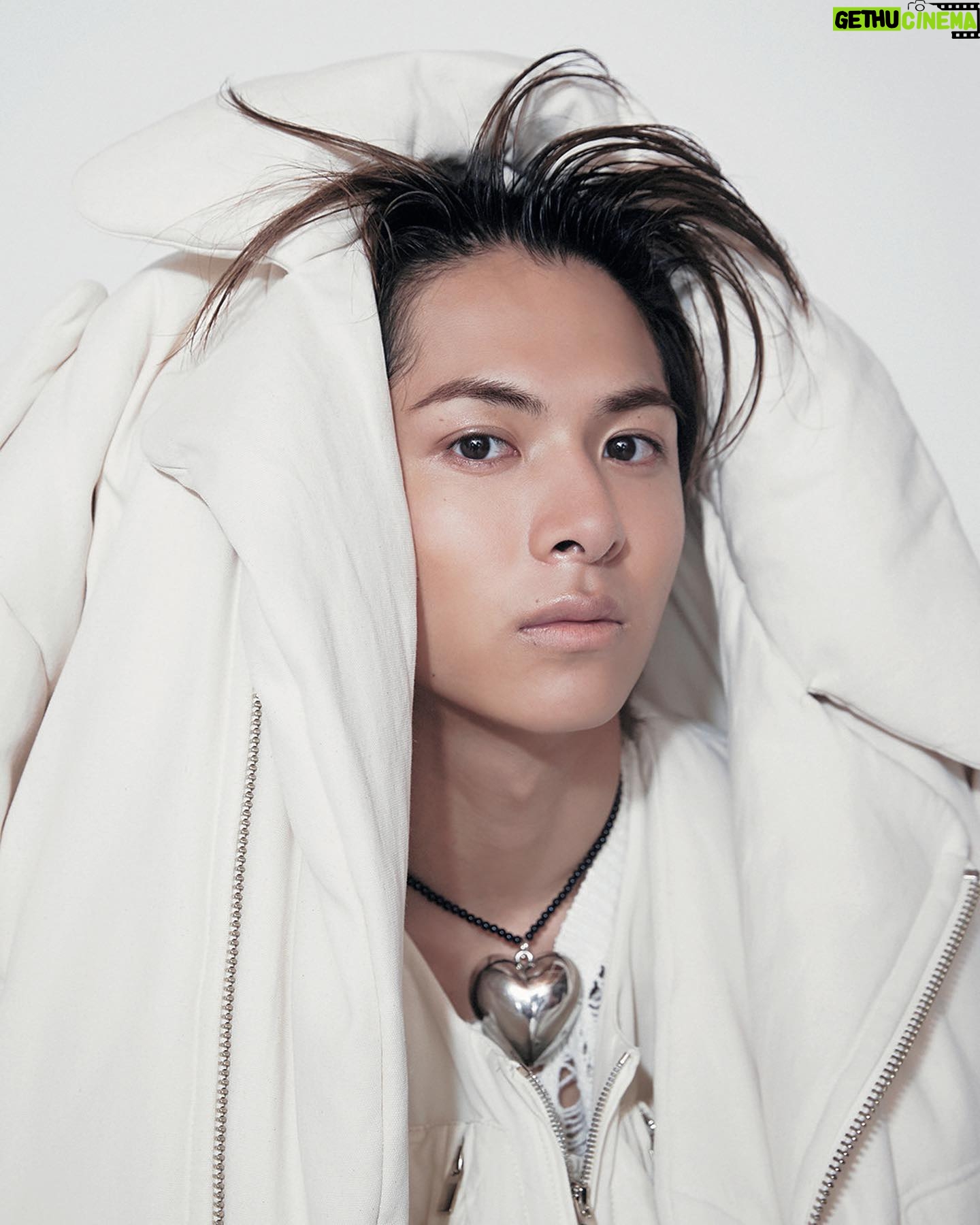 Rio Komiya - 9.7K Likes - NYLON JAPAN 10,2023
#NYLONJAPAN