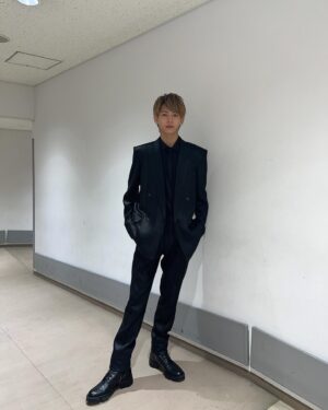 Rio Komiya Instagram - 本日は｢男子高生ミスターコン｣
グランプリ発表でした。

受賞した皆さん、改めましておめでとうございます！
未来ある中高生の皆に追い越されぬよう、自分も努力し続けたいと思います。
