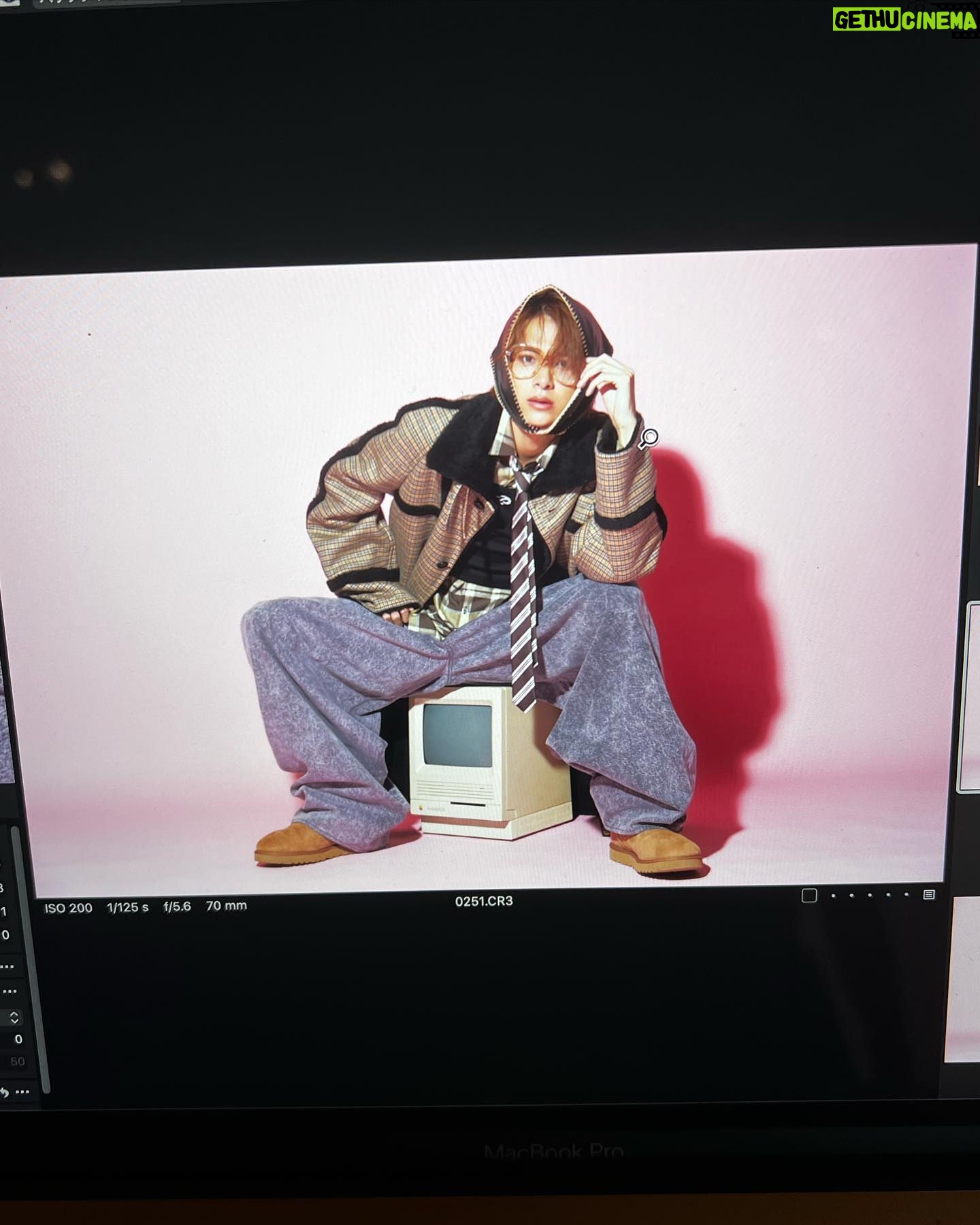 Rio Komiya - 10.6K Likes - 本日、21歳になりました!
皆様のおかげで最高の誕生日を過ごせそうです。
21歳は自分の信じる道を真っ直ぐに進み後悔のない1年にしたいと思います😳
21歳もよろしくお願いします!
20歳の小宮の写真を添えます