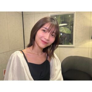 Risako Ito Instagram - 7月ですねー！
さっそく暑さにやられてますが
ばてないように一緒に夏を乗り切りましょうね！！！

最近お気に入りの
ネックレス♪
@thelimely