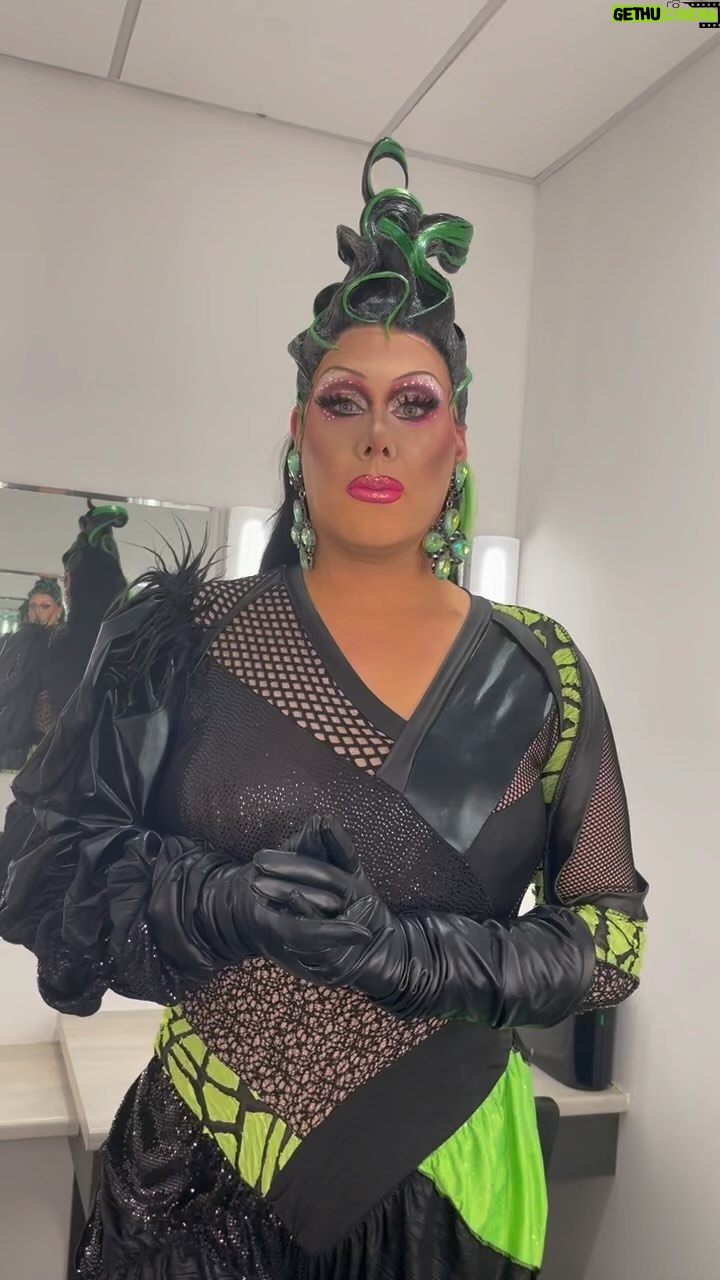 Rita Baga - 3 Likes - SAMEDI ET DIMANCHE PROCHAIN AU PALAIS DES CONGRÈS! La première édition des Rendez-vous de la drag 🎉
Billets en vente maintenant au www.rendezvousdeladrag.ca
On vous invite en grand nombre à cette première édition pour tous les âges. Rencontres, ateliers, conférences, spectacles… allez-y! ❤️