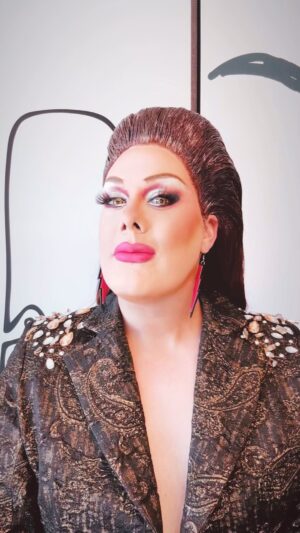 Rita Baga Instagram - 🎶 C’EST TOI 🎶 Nouvelle chanson en français maintenant en ligne, un peu partout!