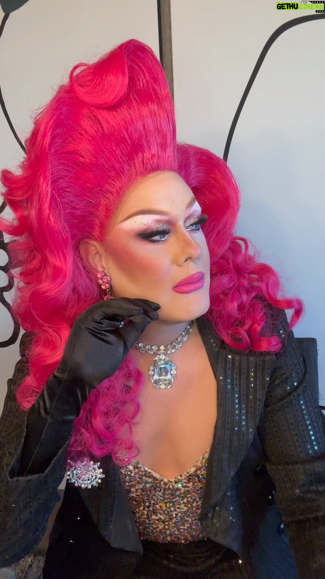 Rita Baga - 3 Likes - 🚨 DES NOUVELLES! 🚨
Pour les billets du spectacle LIVE du 26 avril et connaître les prochaines dates: www.ritabaga.ca
Merci pour vos messages!
xx