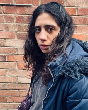 Rita Cabaço Instagram - Este retrato foi tirado pelo @nunolopes no intervalo de uma rodagem. 
Hoje veremos nascer o filme que resultou dessa rodagem.
Great Yarmouth-Provisional Figures, de Marco Martins, estreia hoje no @sansebastianfes 💥