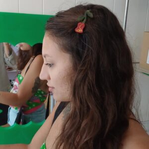 Rita von Hunty Instagram - Estes são os últimos instantes antes do embarque de volta. O coração aperta, metade de mim é saudade do mundo que conhecia em São Paulo, a outra metade de saudade do mundo que conheci em Sydney.

2 meses... quanta coisa coube neste 60 dias. Pensei em escrever várias linhas, apaguei algumas vezes. Não sabia que fotos postar aqui, temos tantas linsas, escolhi as mais recentes da galeria. Acho que me contento em escrever: amo vocês, ano que vem a gente volta, visitem assim que der, meu coração vai dar uma festa a cada mensagem vinda de vocês.

 Que a gente continue sempre admirando esta nossa capacidade de fazer laço sem dar nó.

Mil beijos!