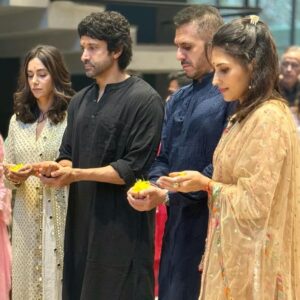 Ritesh Sidhwani Instagram - Wishing light, love and laughter to all this Diwali. #HappyDiwali