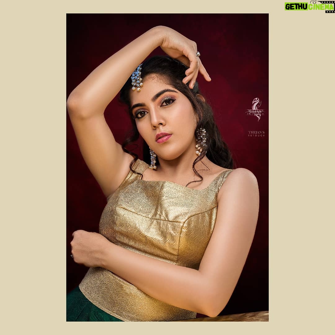 Ritika Sukheeja - 676 Likes - Sweetest Mua @_sunainamakeover_
Lehenga by @amikaaboutique
šø @bonicainscape
Retouch @thejan__
.
.
.
.
.
.
.
.
.
.
.
.
.
.
.
.
#portraitsquad #portraitshots #boutique #fashion #style #love #cute #beauty #beautiful #pretty #eyes #model #dress #heels #styles #outfit #jewelry #shopping #smile #misskollywood #missindia #beautypageant #pageant #missindia #pagentry #model