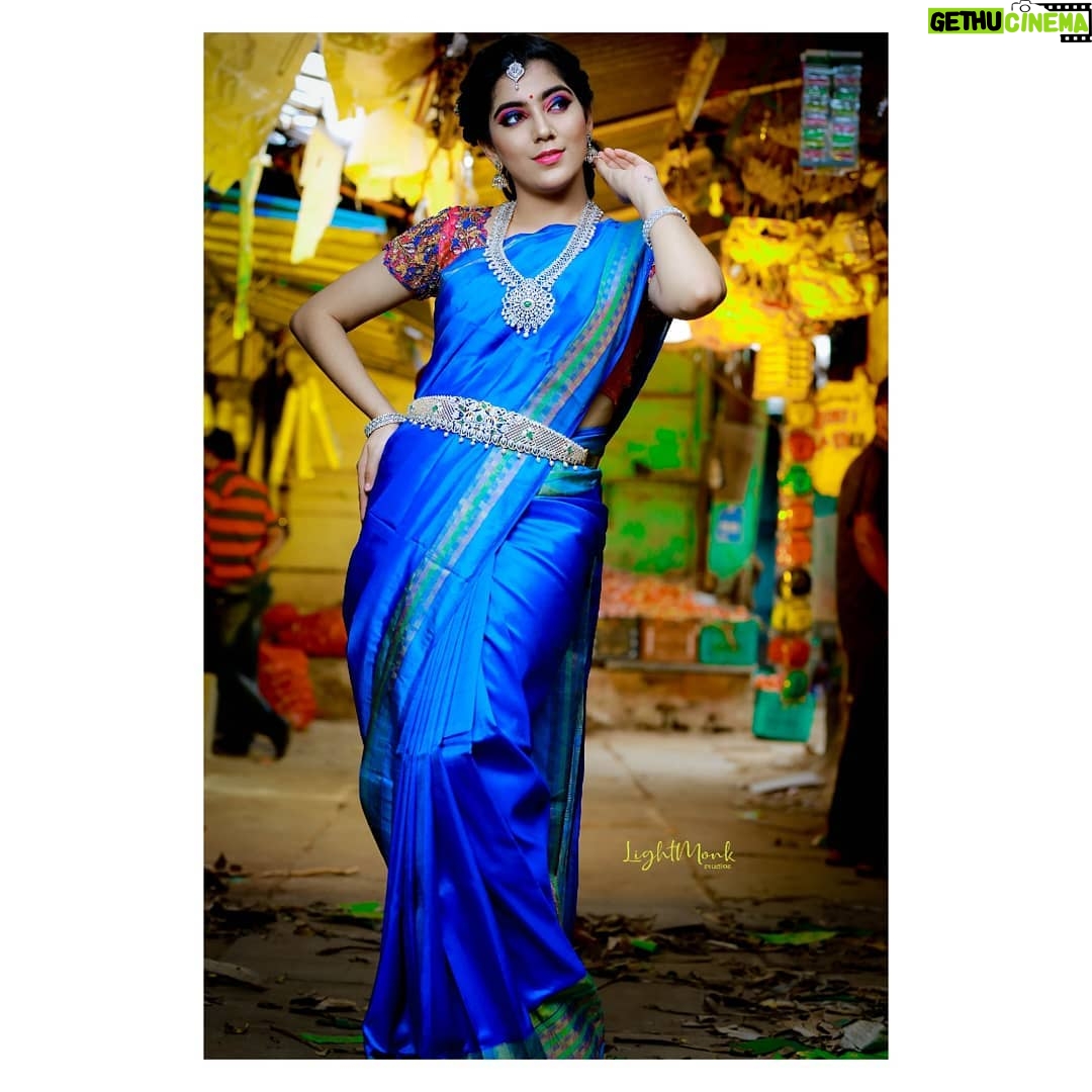 Ritika Sukheeja - 653 Likes - š
Mua @sugunadevi_makeup_artist
Photography
@lightmonkstudios
Saree and blouse
@harsaembroidery
Jewels @vishakaweddingstudio
.
.
.
.
.
.
.
.
.
.
.
.
.
#portraitsquad #portraitshots #boutique #fashion #style #love #cute #beauty #beautiful #pretty #eyes #model #dress #heels #styles #outfit #jewelry #shopping #smile #misskollywood #missindia #beautypageant #pageant #missindia #pagentry #model