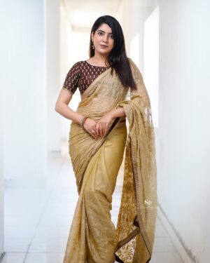 Ritika Sukheeja Instagram - Always identify the main people in the photograph.

In frame : @ritikasukheeja 

#model#modeling #photoshoot #photo #brandshoot #brand #sony #sonyalpha #godox #godoxindia #portraitphotography #fashion #style #cute #kerala #banglore #chennai