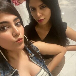 Ritika Sukheeja Instagram - Twin 😍 @subha_nandhini 
My doll has become so different in a good way and now we take pictures without and filters 😂😂😂😂. I'm just so glad about it. Grow more girl ,you deserve the best #misstamilnaduinternational . I call us a coven coz ik no one can handle us together as sisters.Love you loads dolly😘😘😘
#bffs