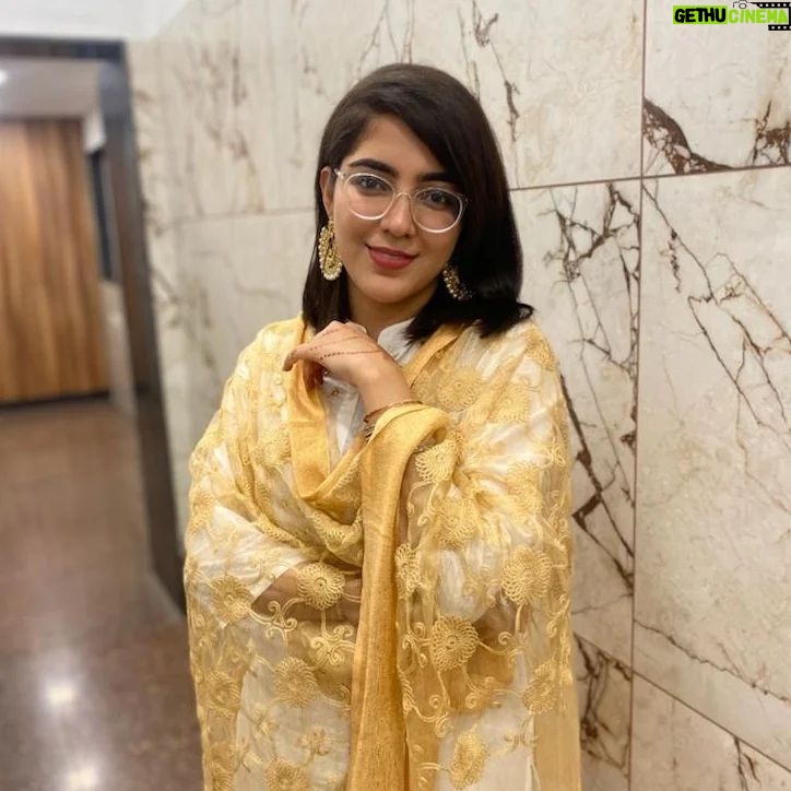 Ritika Sukheeja - 618 Likes - Punjaban in the SUIT
And for the first time I am posting a picture in suit,I feel content.
Living in South India, I never got a proper chance to enjoy my culture properly. Mommy @naina.sukheeja said I have reflection of my great-grandmother, only thing different is she had really long hair. I am so happy to post this where I reflect my ancestor and my feminine energies are dancing also trying to connect to the beautiful beautiful G-G mom. This makes me very happy and means alot to me at my spiritual level. I'm just grateful for thisšøš¦š¦
.
Ty @xi_xioix_ix for clicking such amazing pictures
.
.
.
.
.
.
.
.
.
.
.
.
.
.
.
.
#delhidiaries #gurudwara #banglasahib #delhigram #punjaban #modeling #misskollywood #missindia #beautypageant #pageant #missindia #pagentry #model