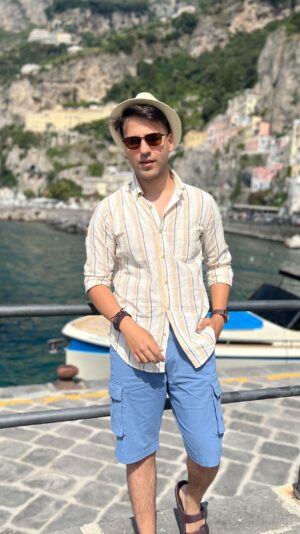 Ritvik Arora Instagram - What you lookin at Kabir ? 

#amalfi #positano