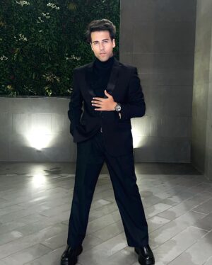 Ritvik Arora Instagram - 🖤