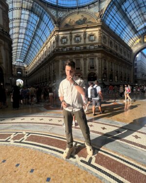 Ritvik Arora Instagram - Milan dump but cannot dump milan 🤌